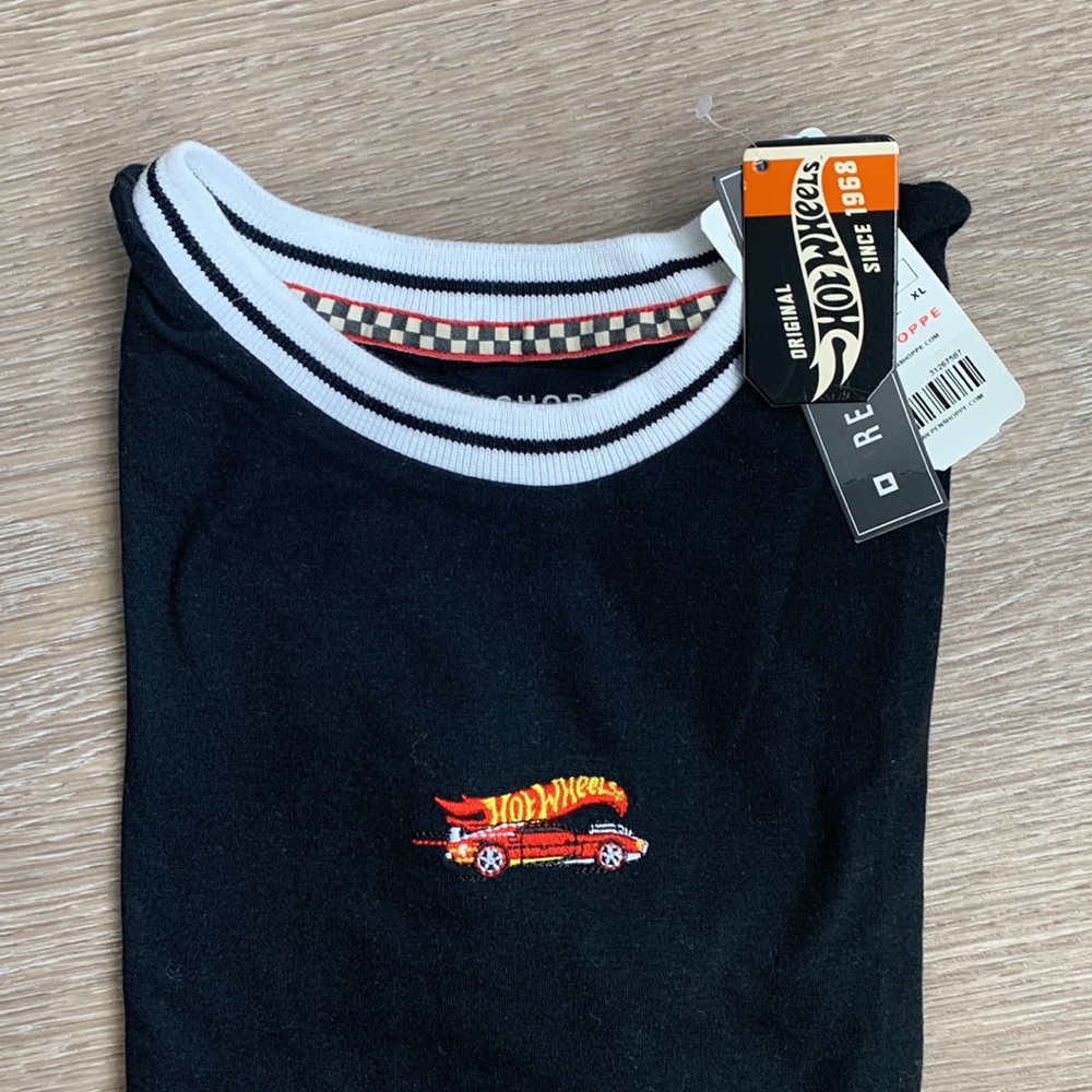 BNWT Hotwheels shirt